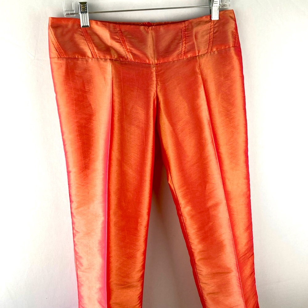 Tucci products women’s size small dress pants, color peach